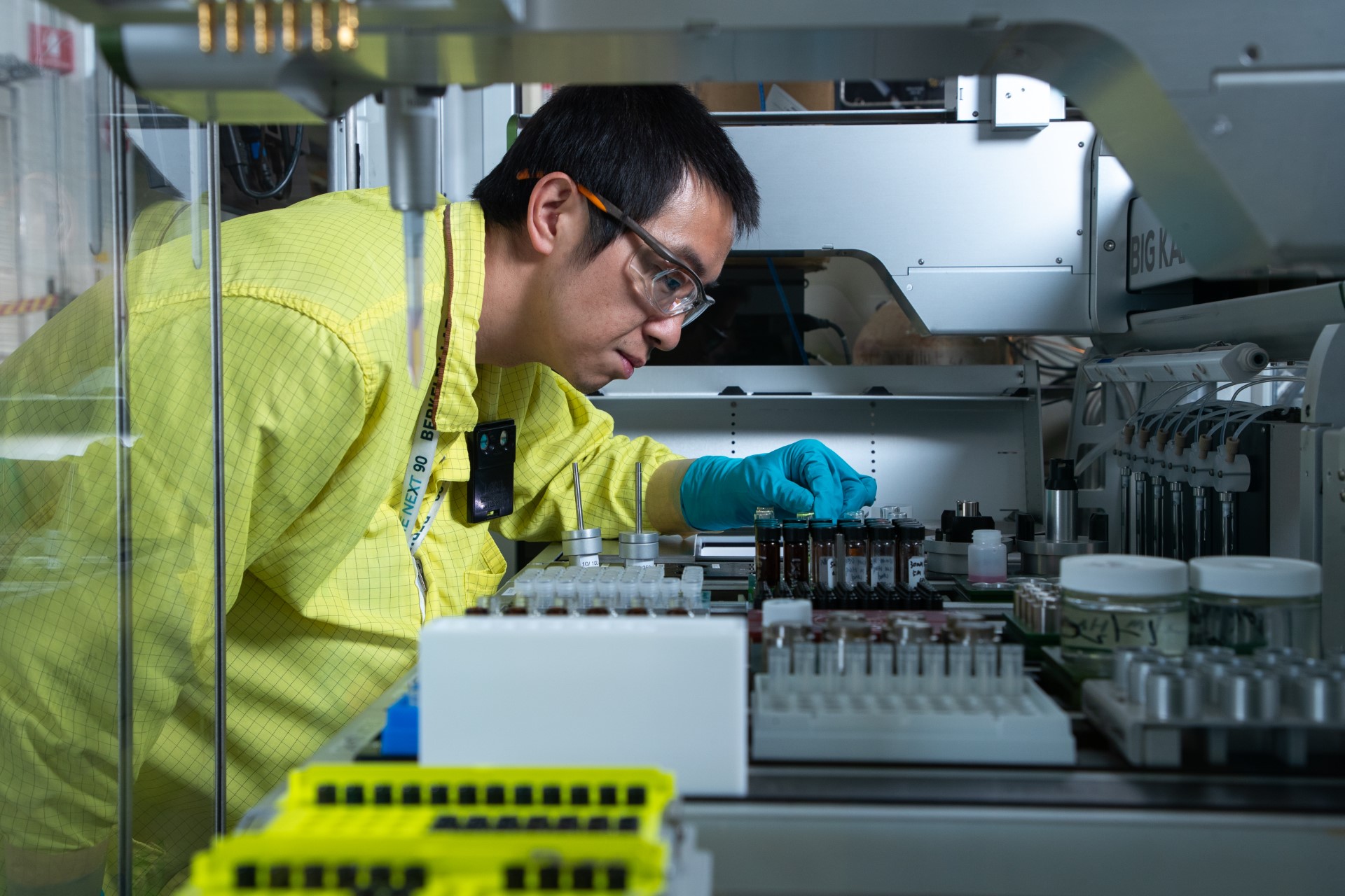 Building experimental results for liquid liquid extraction that will be part of the metal extraction database (data / dataset) for machine learning analysis